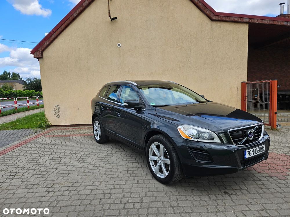 Volvo XC 60 D5 AWD Geartronic Summum - 2