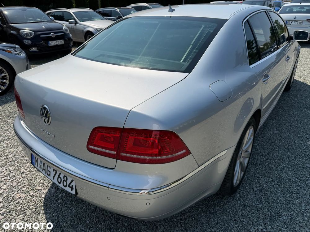 Volkswagen Phaeton 4.2 V8 4MOTION Automatik (5 Sitzer) - 13