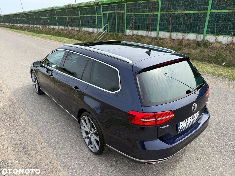 Volkswagen Passat - 13