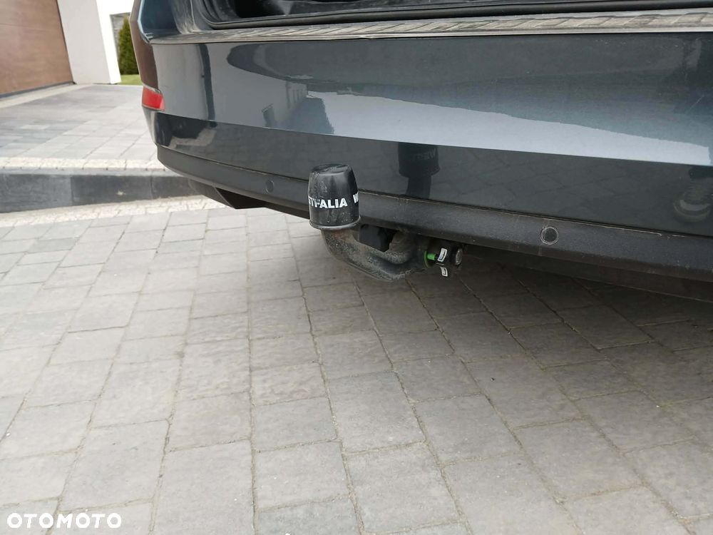 Skoda Octavia 2.0 TDI DSG L&K - 6