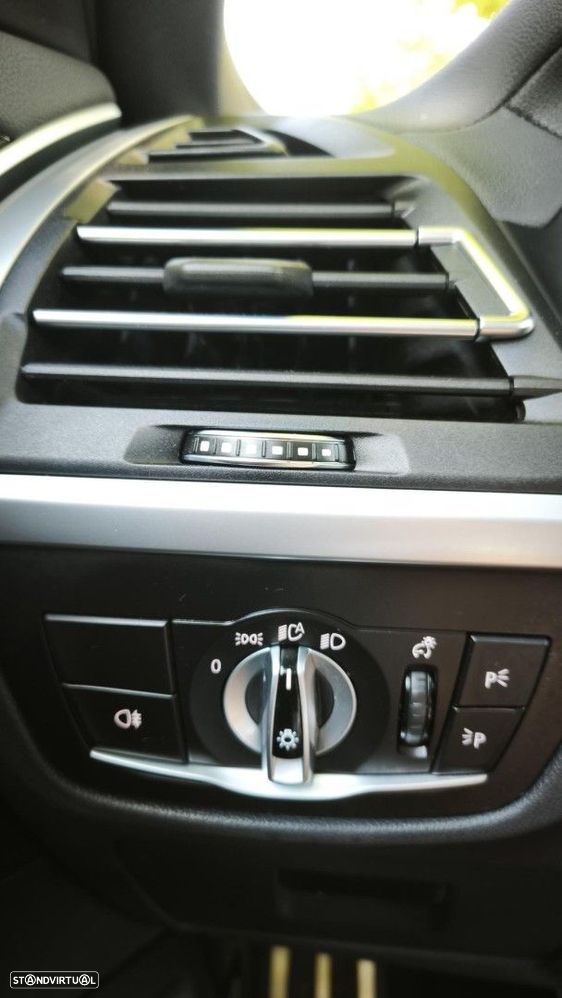 BMW iX3 M Sport Impressive - 56