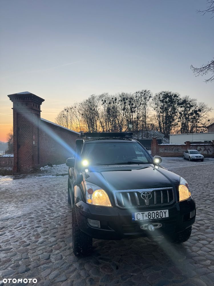 Toyota Land Cruiser - 15