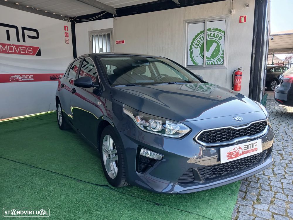 Kia Ceed 1.0 T-GDI 120 OPF Nightline Edition - 4