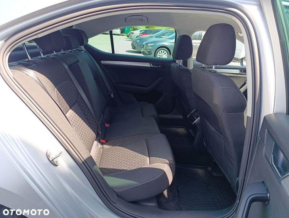 Skoda Superb 1.5 TSI Ambition DSG - 16