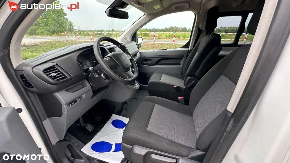 Peugeot Traveller 2019