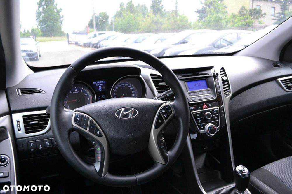 Hyundai i30 1.6 GDI Comfort - 9