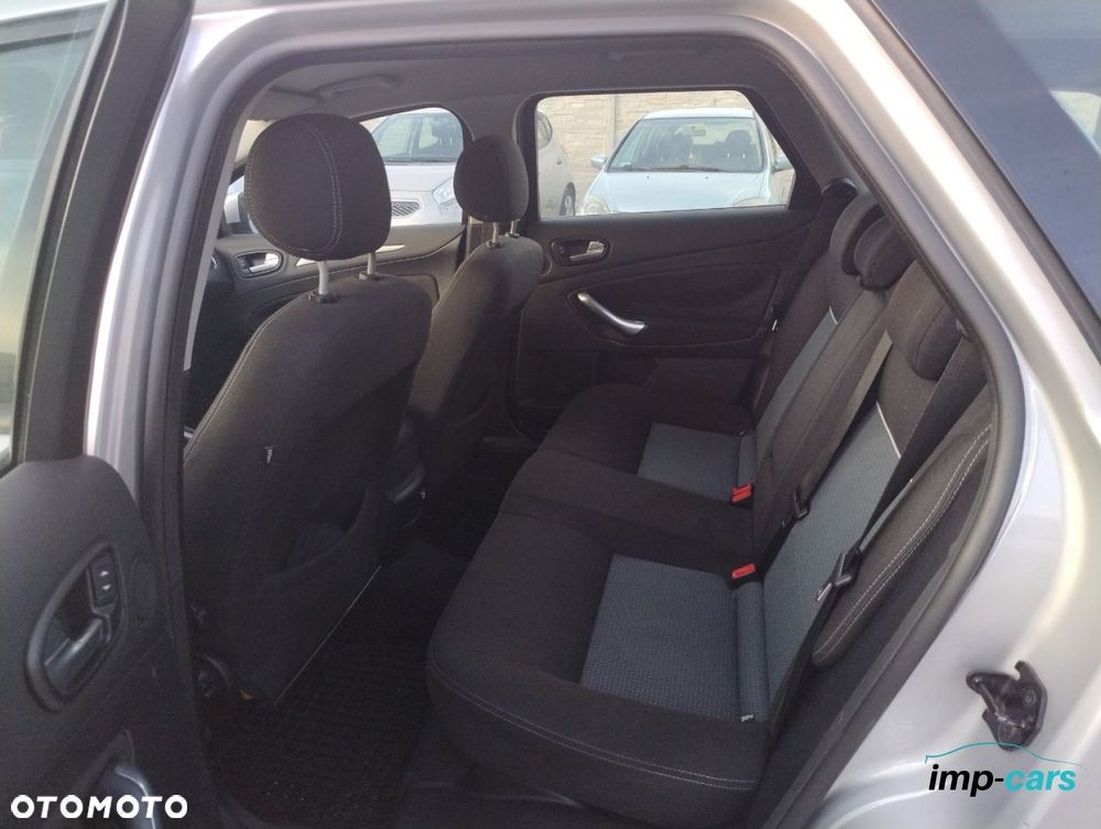 Ford Mondeo - 14