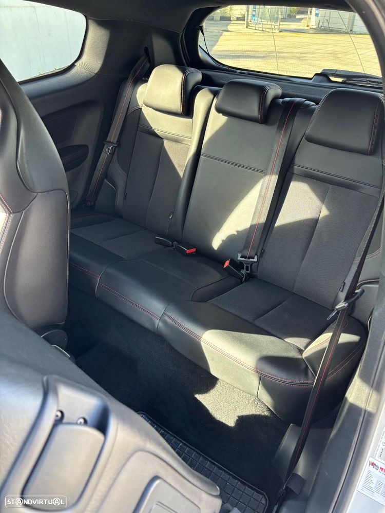 Peugeot 208 1.6 e-THP GTi by Sport - 14