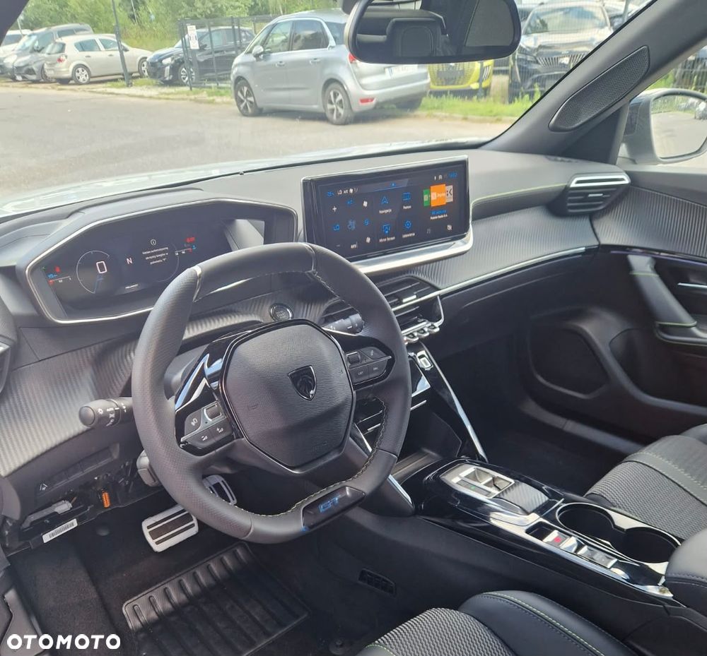 Peugeot 2008 PureTech mHEV GT E-DCS6 - 8