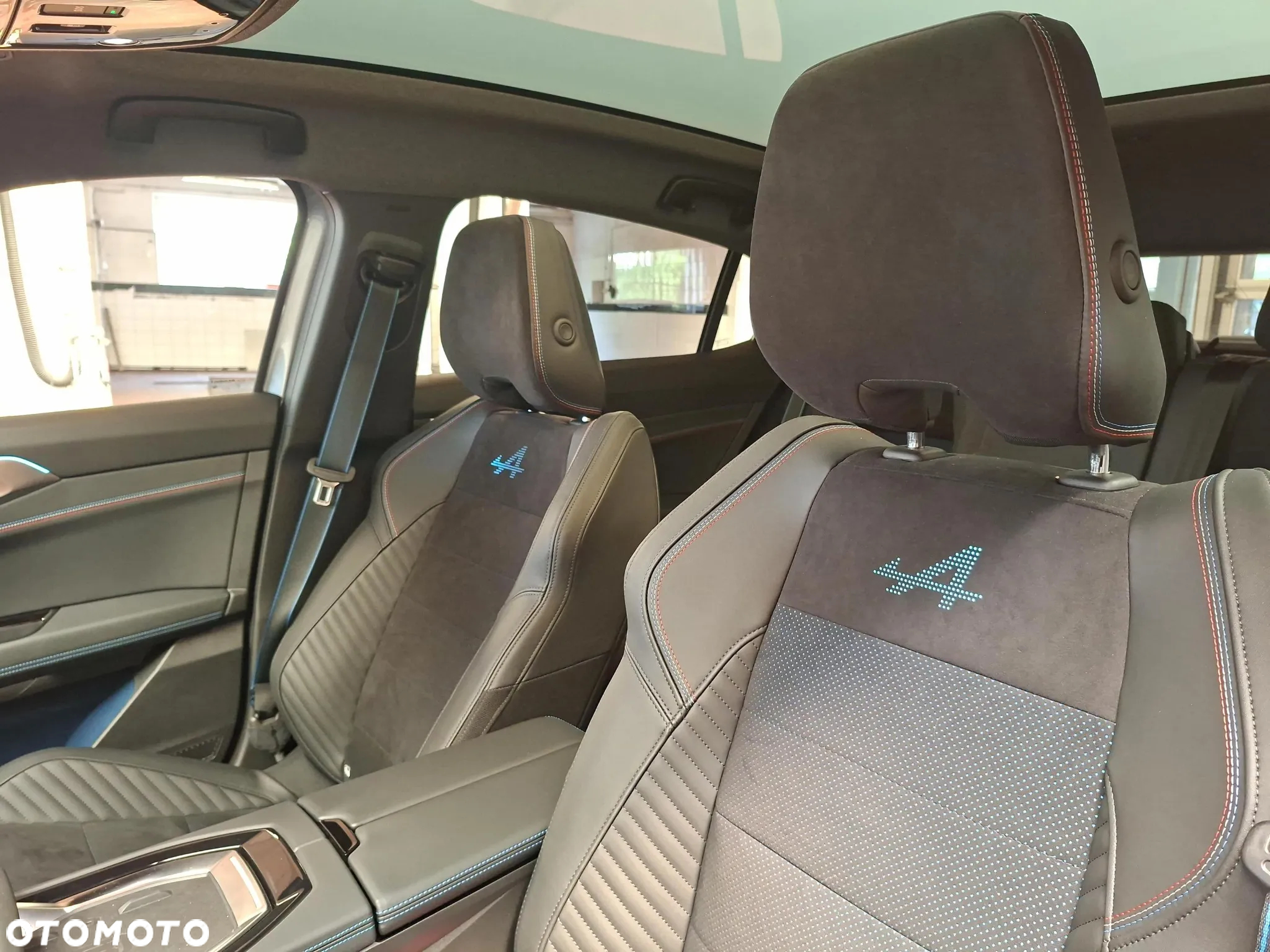 Renault Rafale 1.2 E-Tech Full Hybrid 200 esprit Alpine MMT - 11