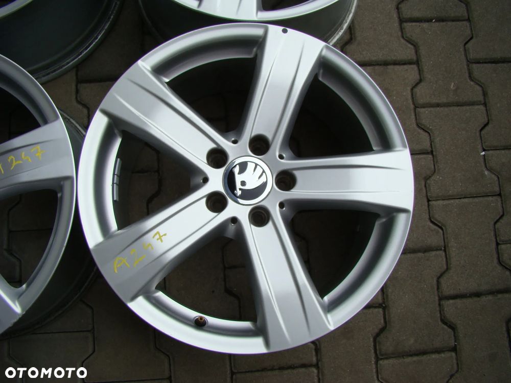 a247 5x112 Skoda Superb Karoq Yeti Octavia 8,5jx18 - 4