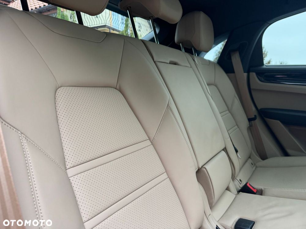 Porsche Cayenne Platinum Edition - 7