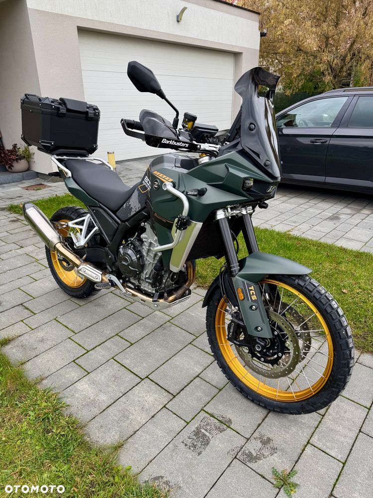 KOVE 800X Pro - 1