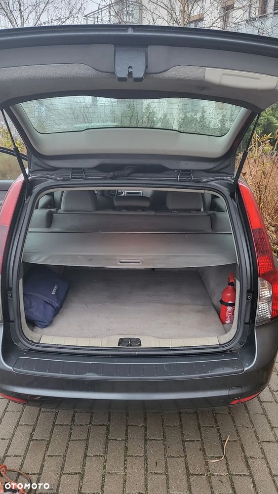 Volvo V50 2.0D Momentum - 22