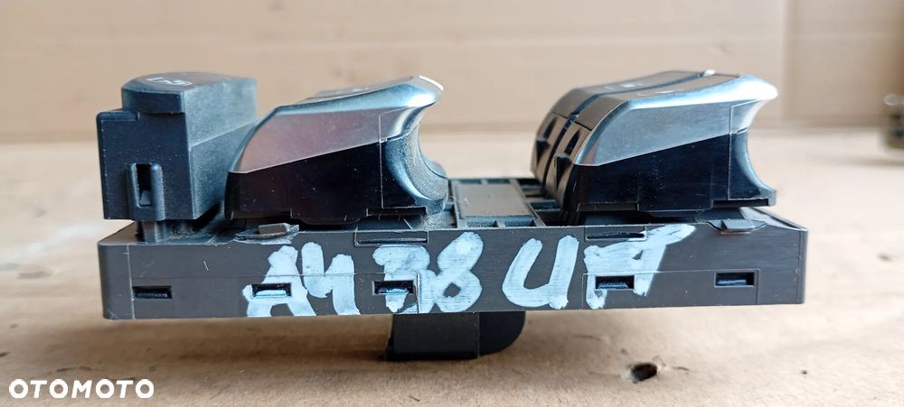 Przełącznik panel szyb lewy przód Audi A4 B8 8K0959851F - 7