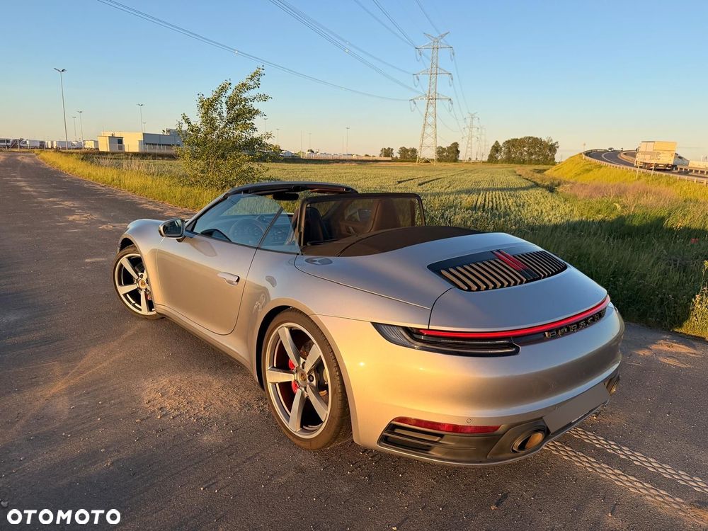 Porsche 911 Carrera 4S - 7