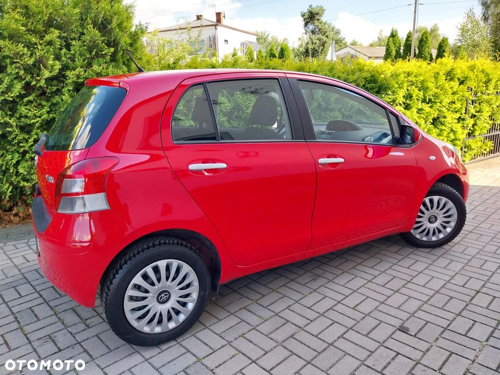 Toyota Yaris 1.0 Terra - 4