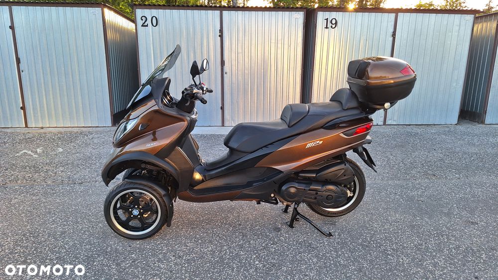 Piaggio MP-3 - 4