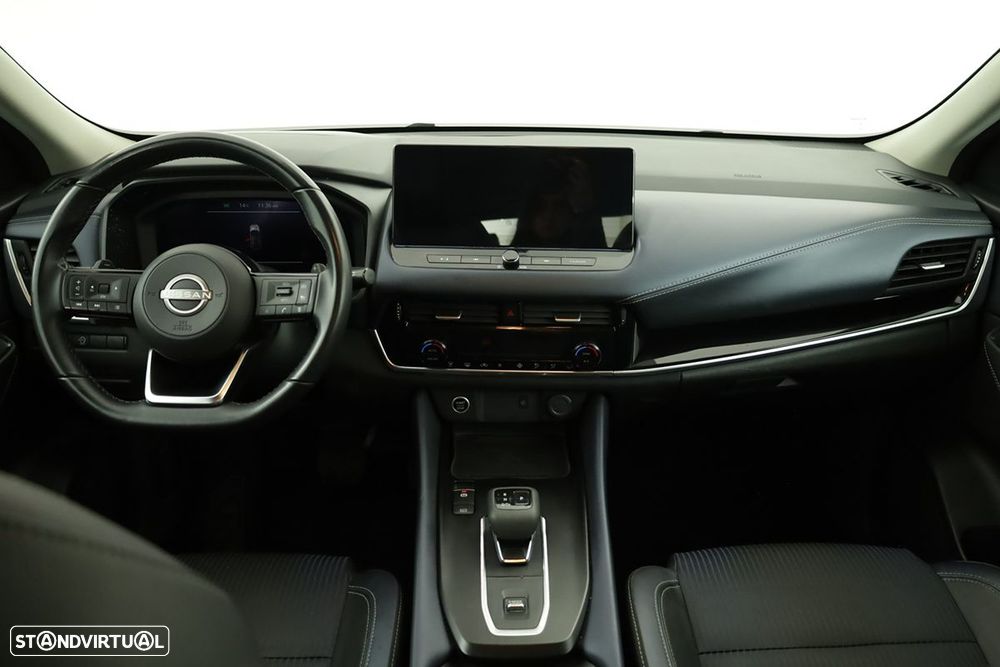 Nissan Qashqai 1.3 DIG-T N-Connecta Xtronic - 8