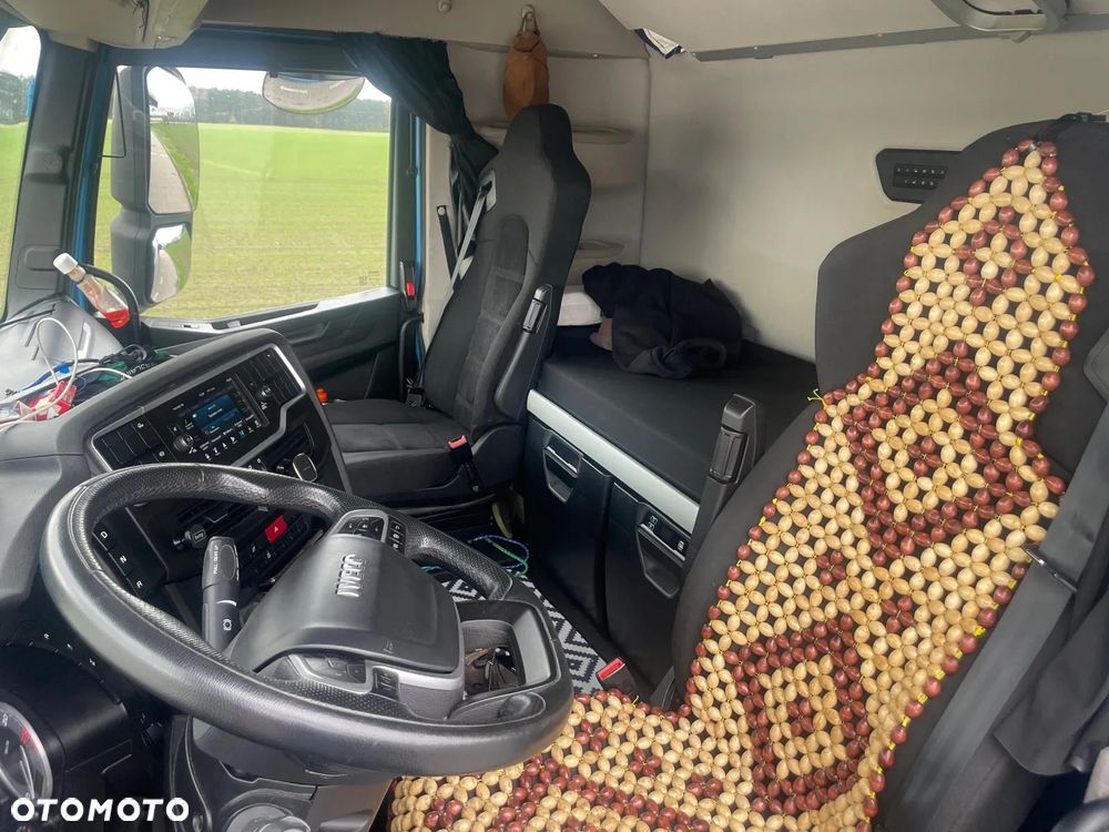 Iveco S-Way - 14