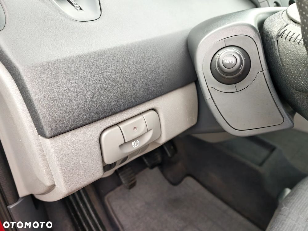 Renault Scenic - 15
