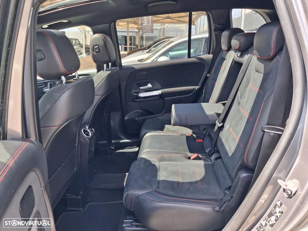 Mercedes-Benz GLB 200 d AMG Line - 14