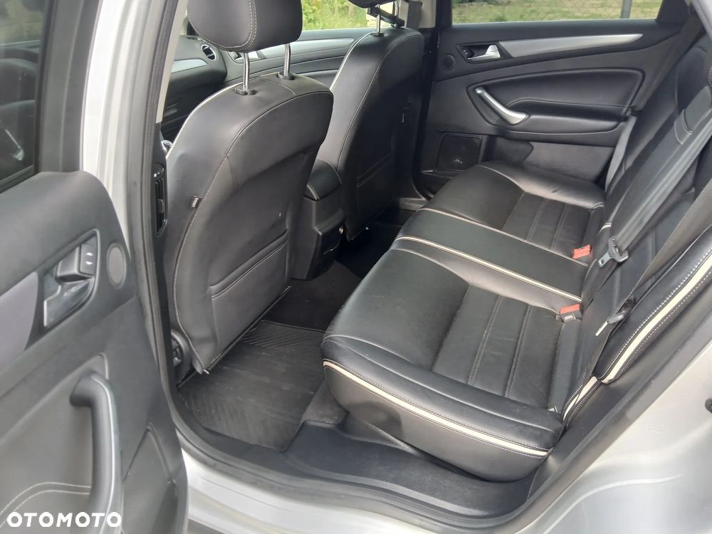 Ford Mondeo 2.0 TDCi Titanium X - 21