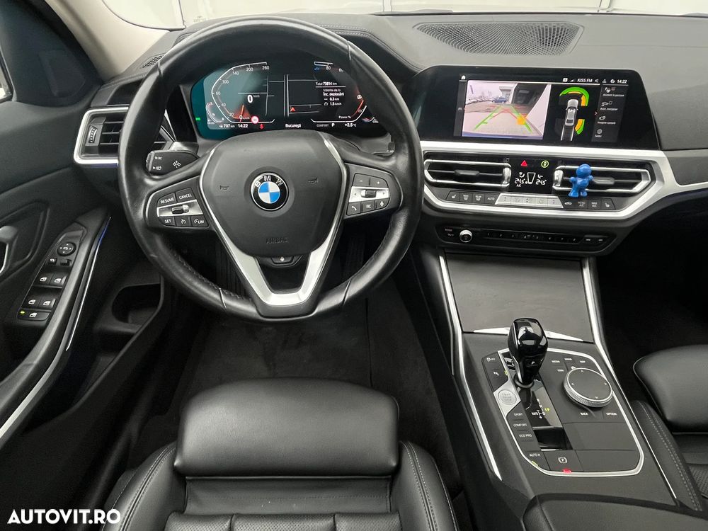 BMW Seria 3 320d xDrive AT MHEV - 10