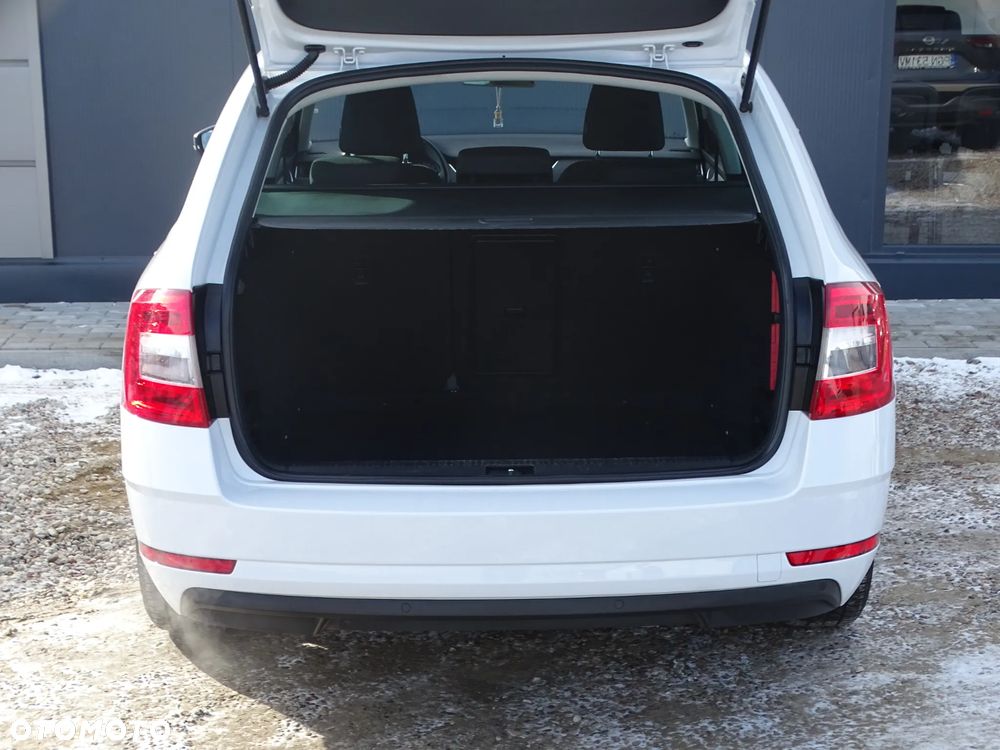 Skoda Octavia 1.5 TSI ACT DSG Style - 23