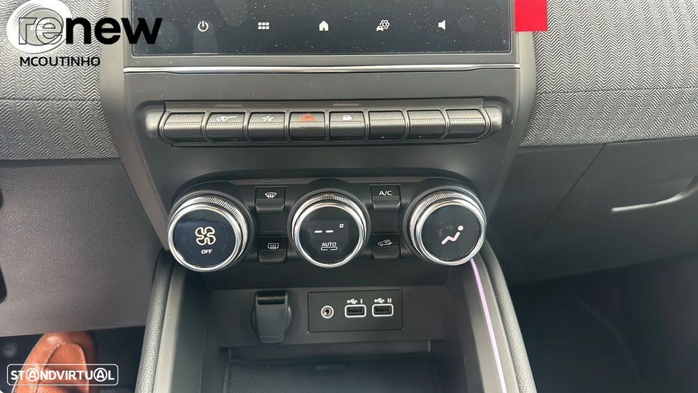 Renault Clio 1.0 TCe Techno Bi-Fuel - 16