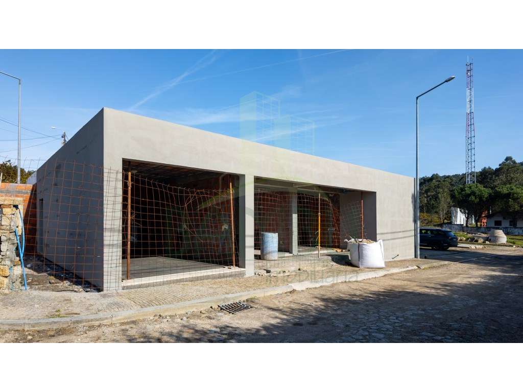 Vilar de Mouros - Moradia térrea T3 com piscina - Grande imagem: 4/26