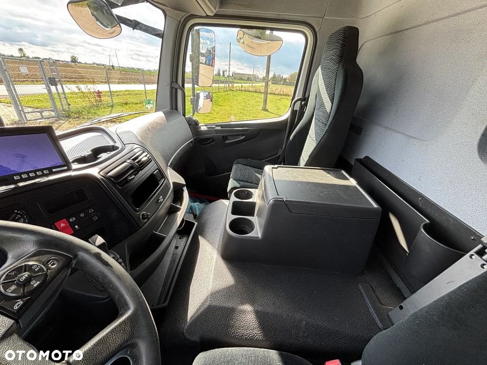 Mercedes-Benz ATEGO 1524  EURO 6 (1527, 1530) kontener z windą , idealny stan , z Niemiec - 32
