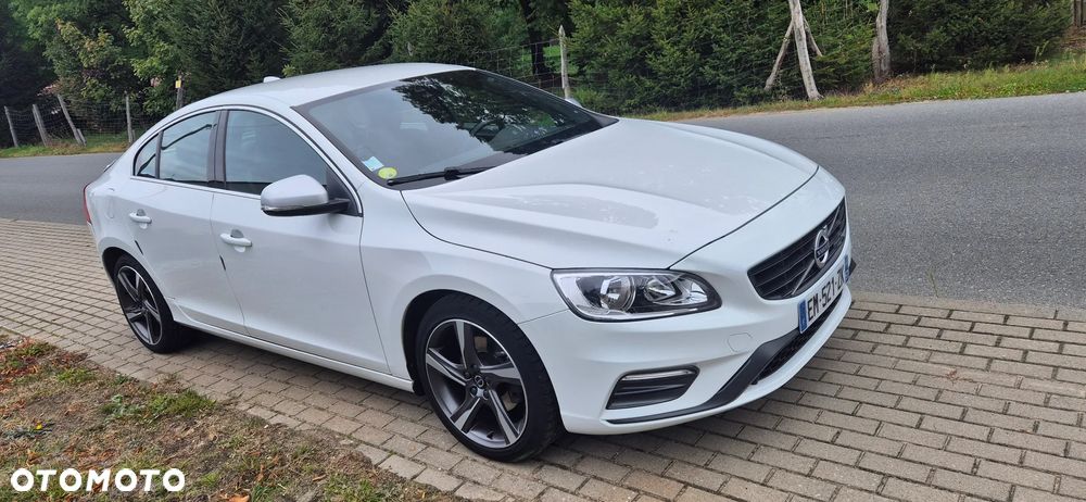 Volvo S60 D4 Geartronic Summum - 4