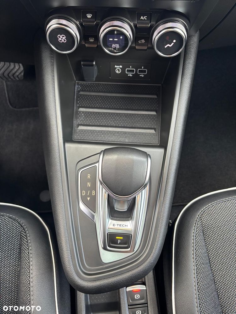 Renault Captur 1.6 E-TECH Plug-In Techno - 28