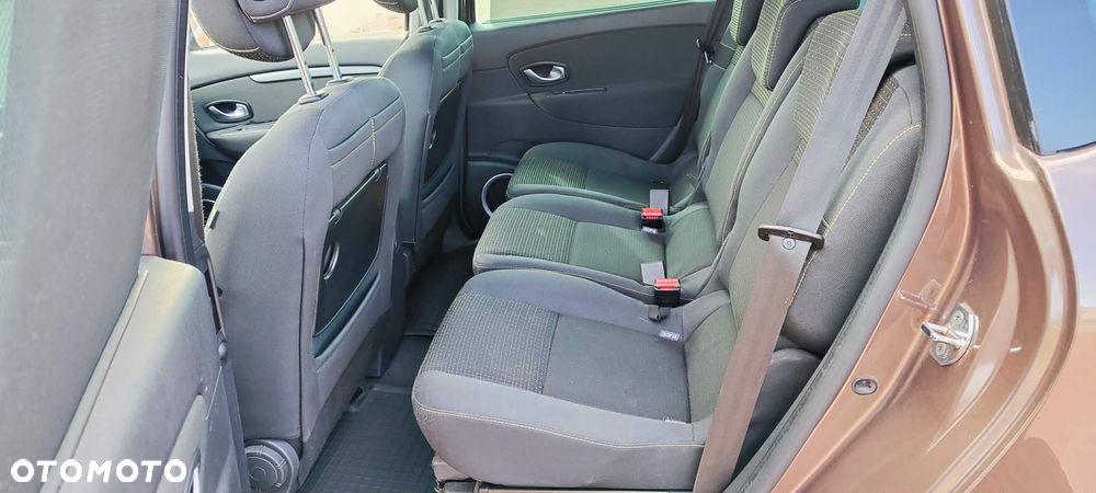 Renault Scenic - 19