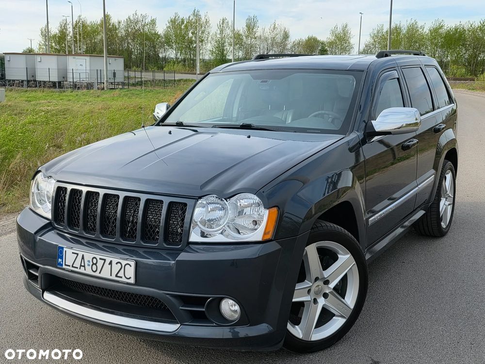 Jeep Grand Cherokee - 16