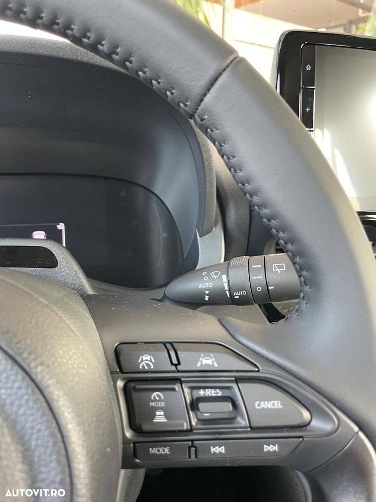 Toyota Yaris Cross 1.5 VVT-i HSD 4x2 Active - 9