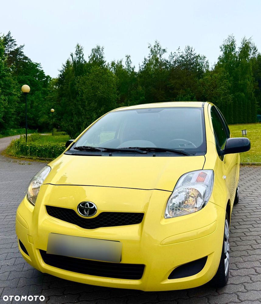Toyota Yaris - 1