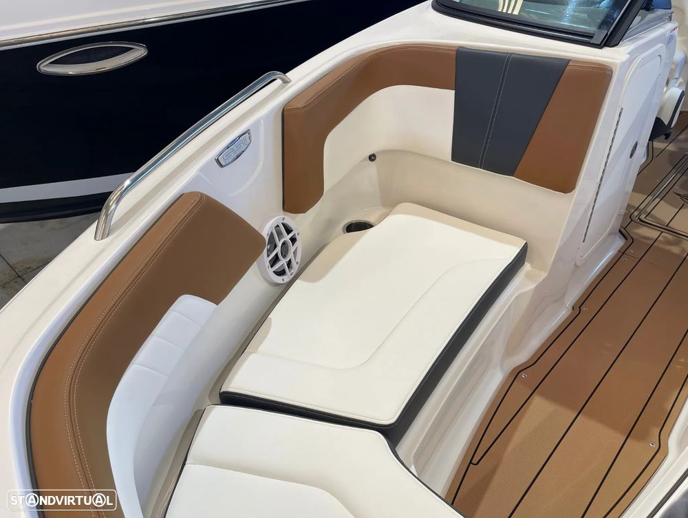 Chaparral 23 SSI - 32