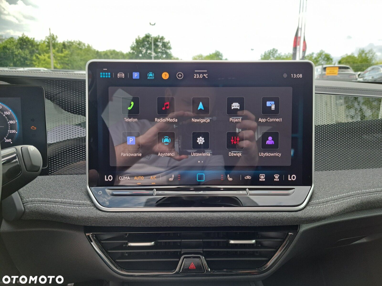 Volkswagen Passat 1.5 TSI ACT mHEV DSG - 28