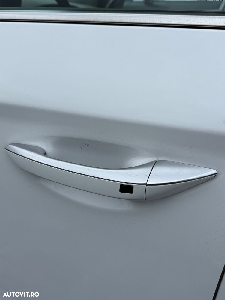 Hyundai IONIQ Hybrid 1.6 GDI Premium - 20