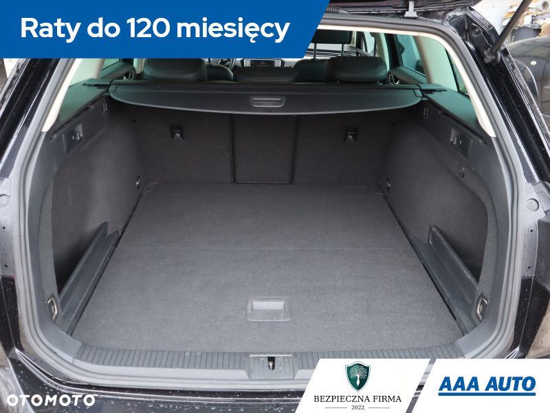 Volkswagen Passat Variant - 16