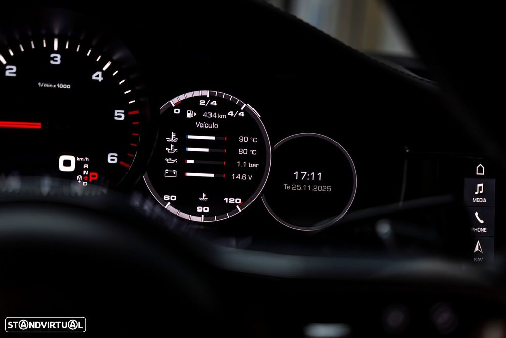 Porsche Panamera 4 S - 45