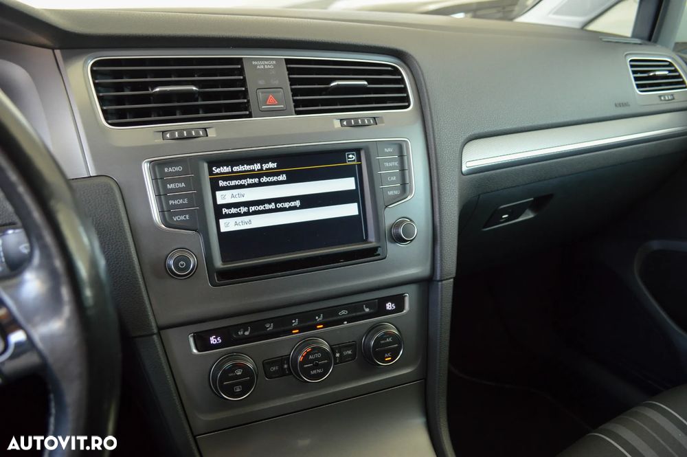 Volkswagen Golf 1.6 TDI DSG BMT Highline - 21