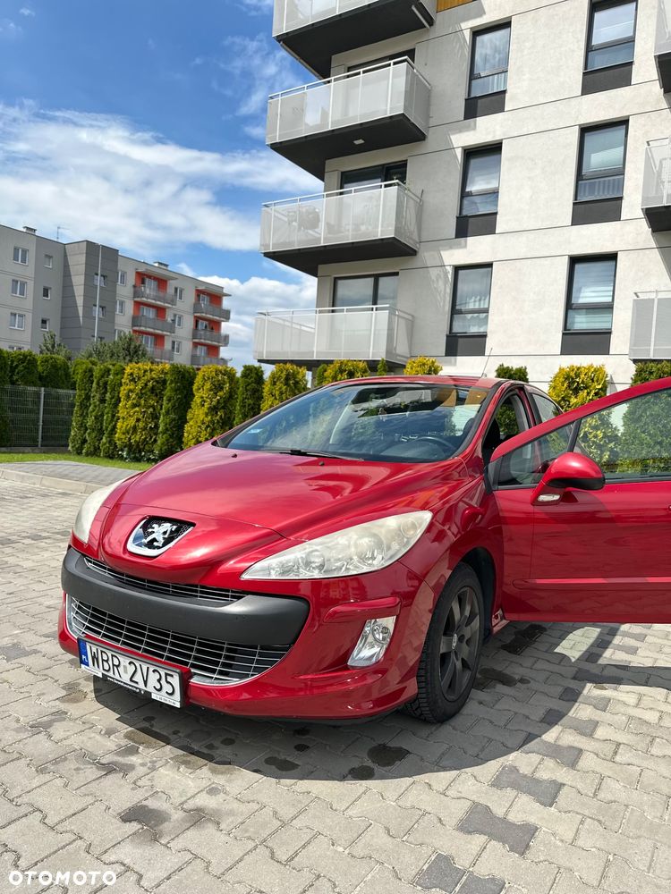 Peugeot 308 - 1