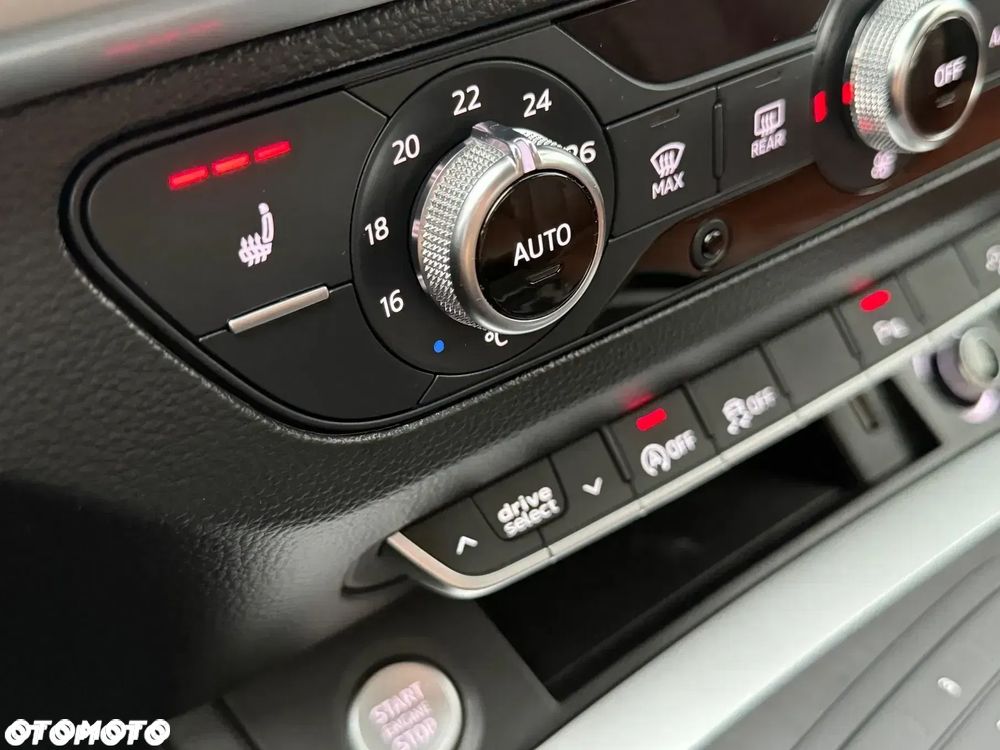 Audi Q5 35 TDI S tronic S line business - 15