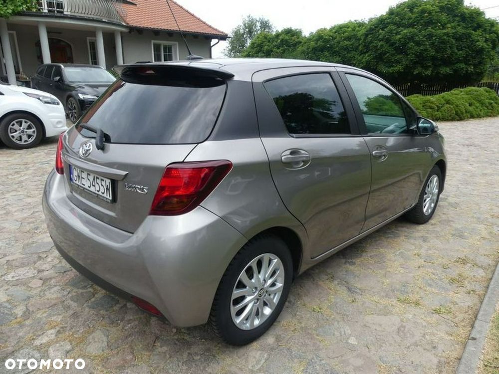 Toyota Yaris - 17