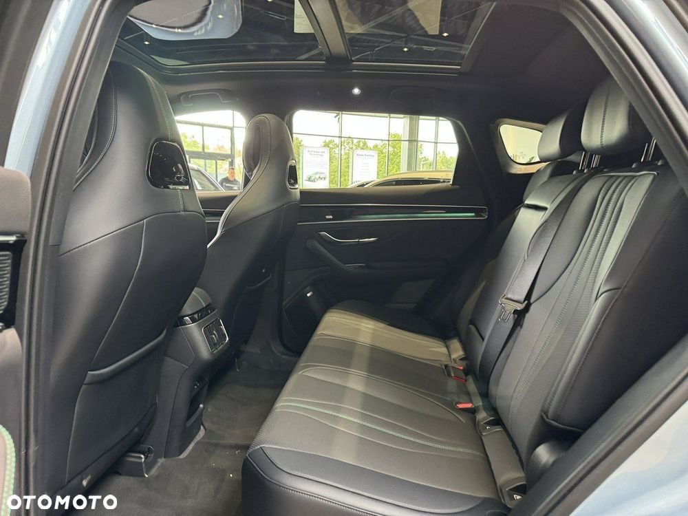 BYD Seal U - 6