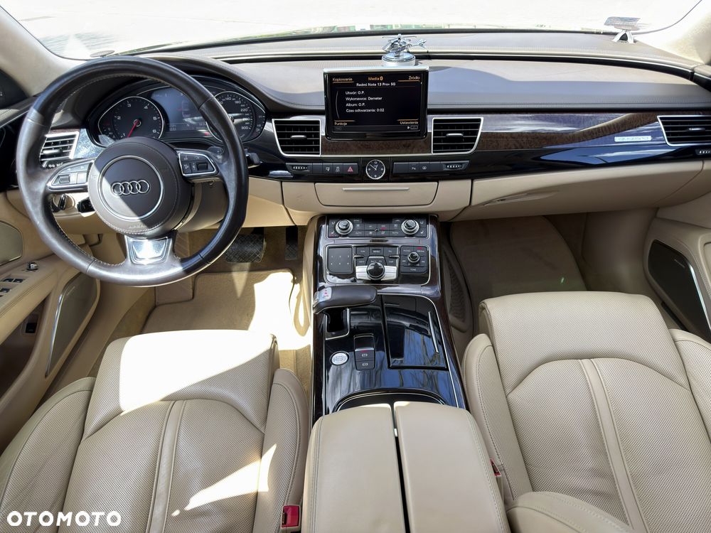 Audi A8 4.2 TDI L Quattro - 10