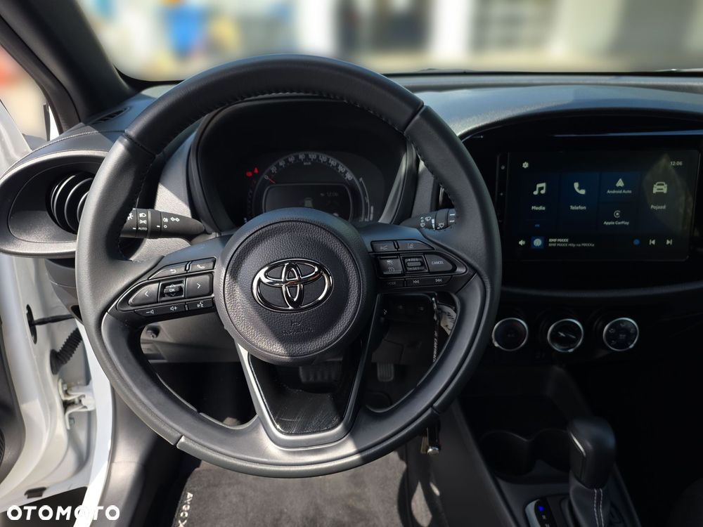 Toyota Aygo X - 16